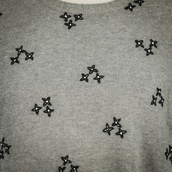 Talbots Size XL Grey Gray Black Floral Embroidered Print Crew Cotton Sweater - Picture 2 of 6